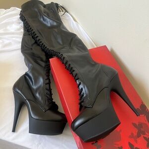 Pleaser Delight 3023 - Size 11